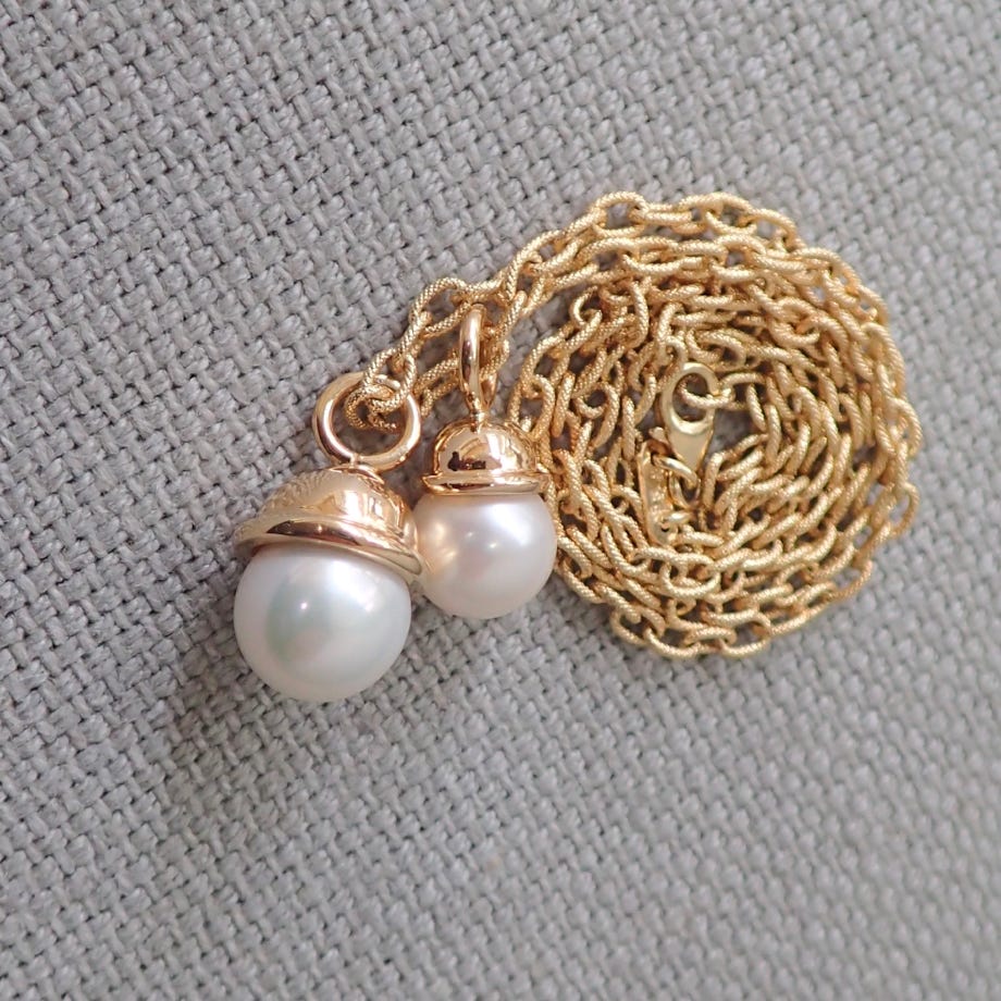 Pearl Cap Pendant Necklace